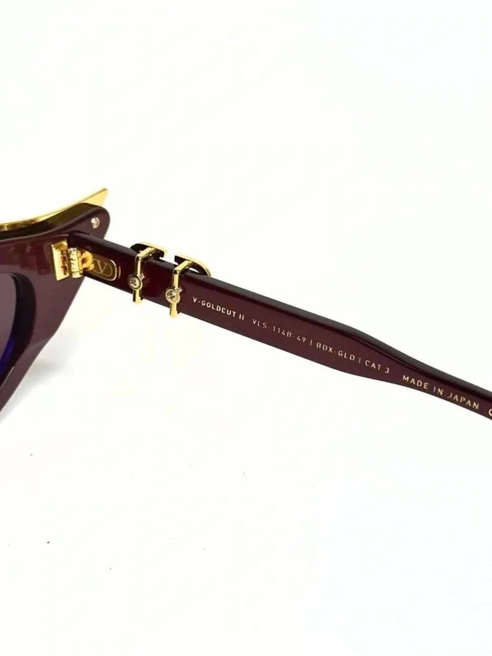 New! Valentino VLS 114B Burgundy Cat-Eye Sunglasses with Gold Trim, Authentic